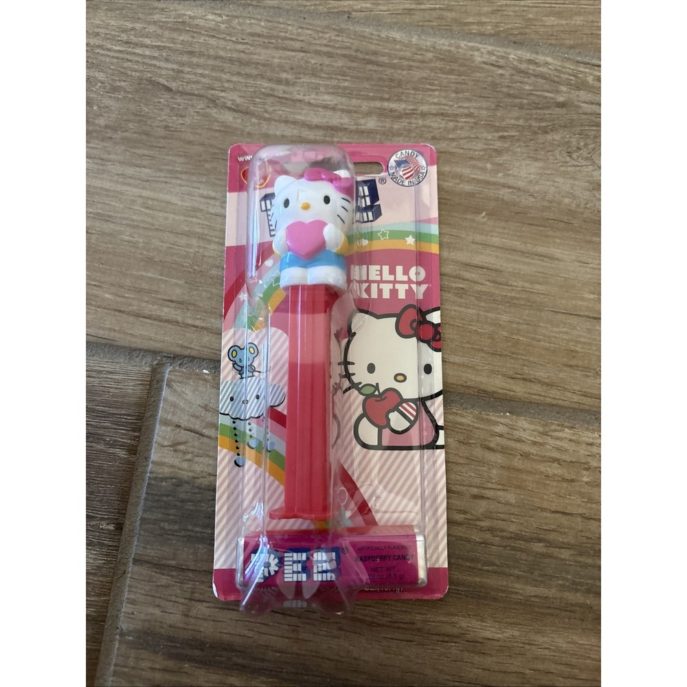 HELLO KITTY PINK BOW PEZ DISPENSER Sealed Candy Maybe expired